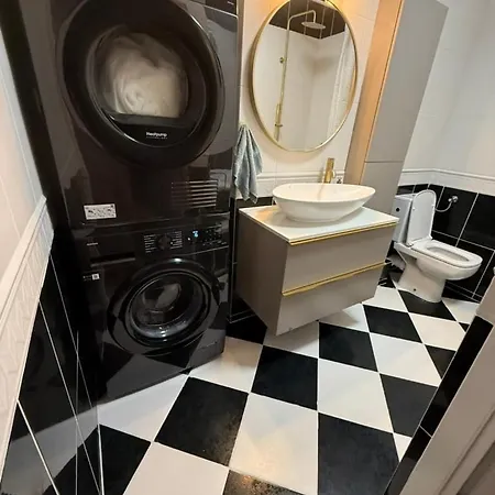 Appartement Friends & Family Ken 80m2, Metro Stoklosy *