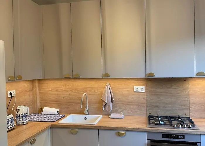 Apartment Friends & Family Ken 80m2, Metro Stoklosy *