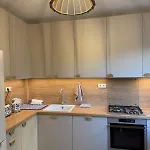 Lejlighed Friends & Family Ken 80m2, Metro Stoklosy *