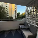 Appartement Friends & Family Ken 80m2, Metro Stoklosy